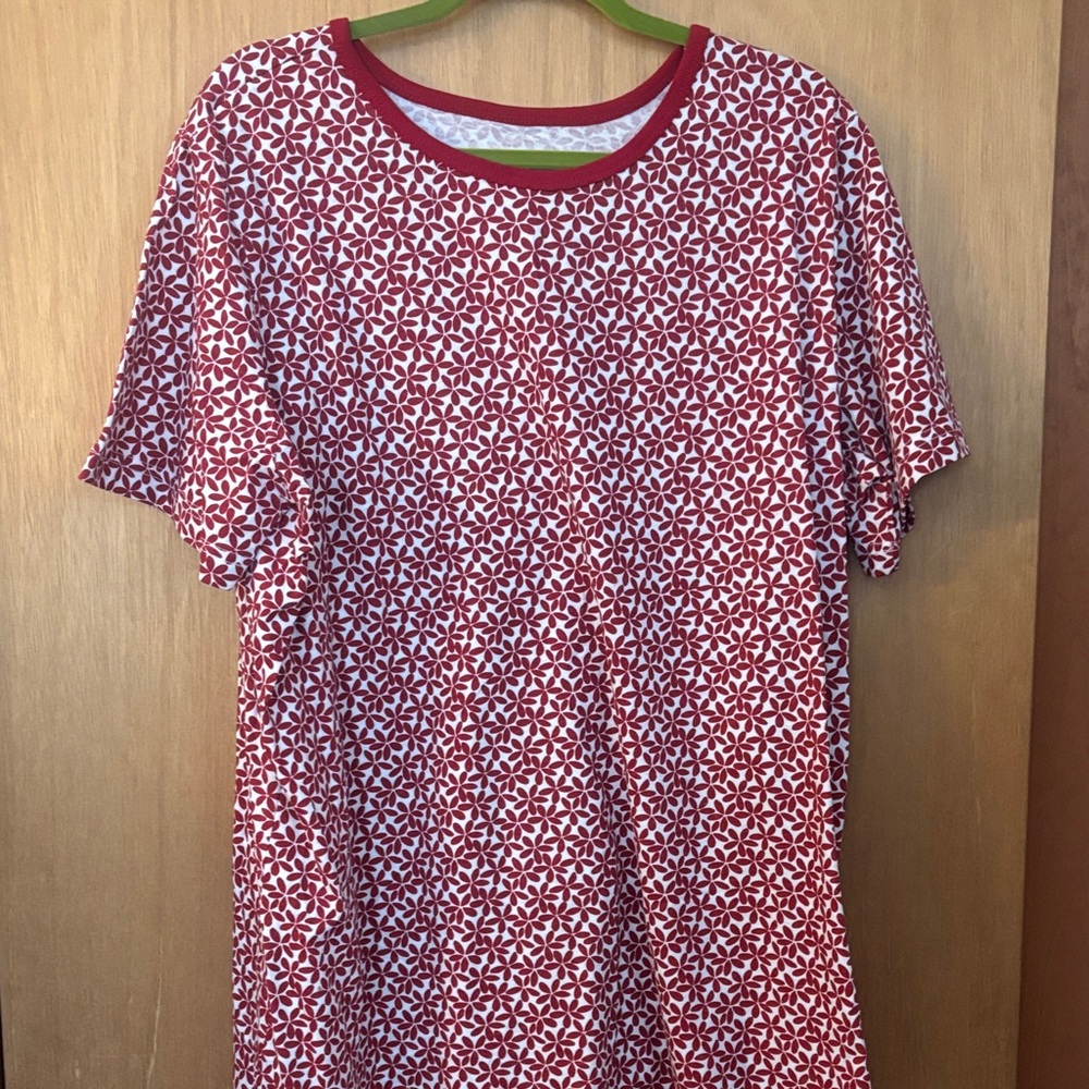 All American Comfort Red and White flower Patterned tunic T-Shirt  sz1X
